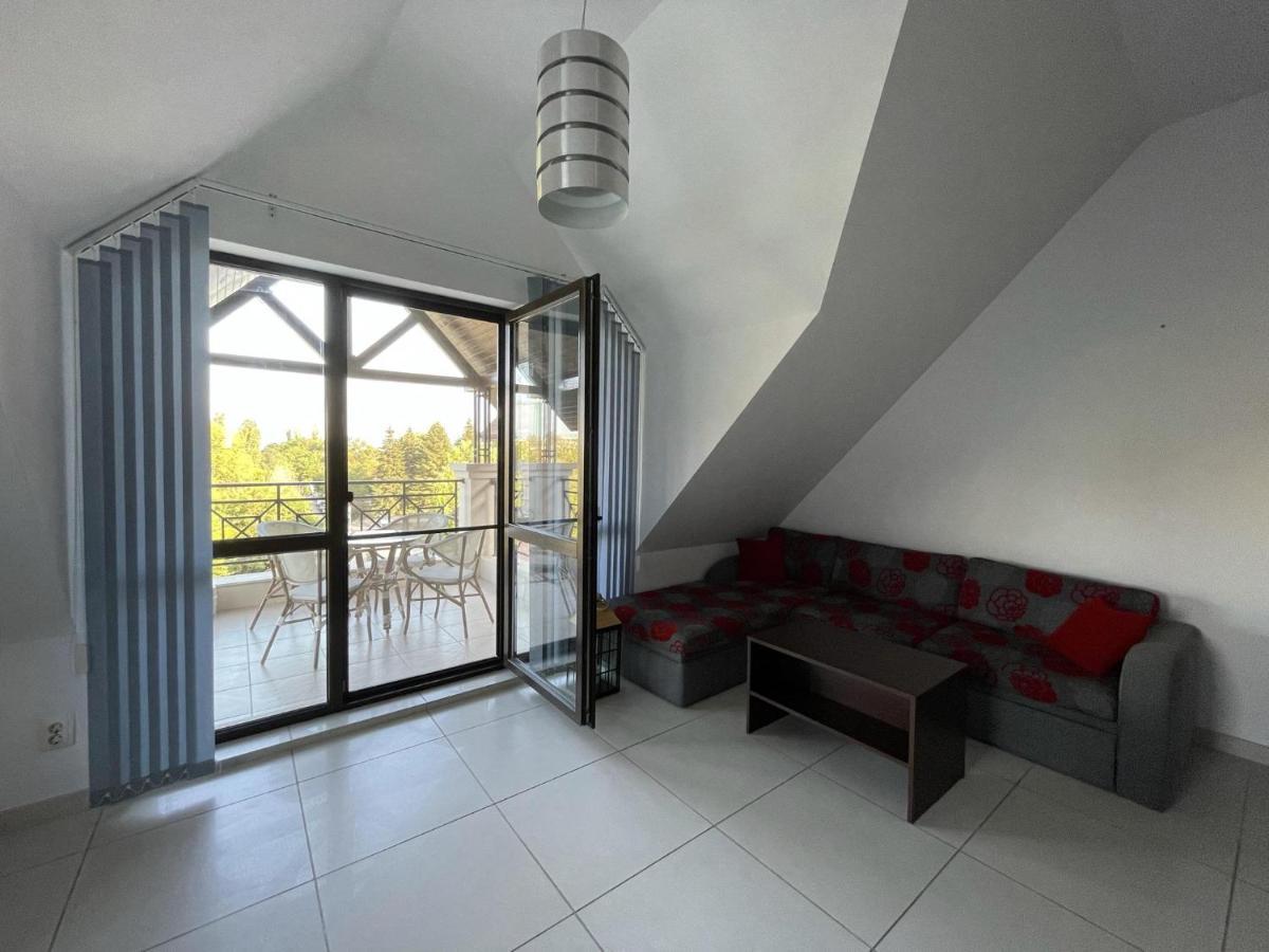 Stunning 2-Bed Apartment In Sea Resort Varna Saints Constantine and Helena Exterior photo