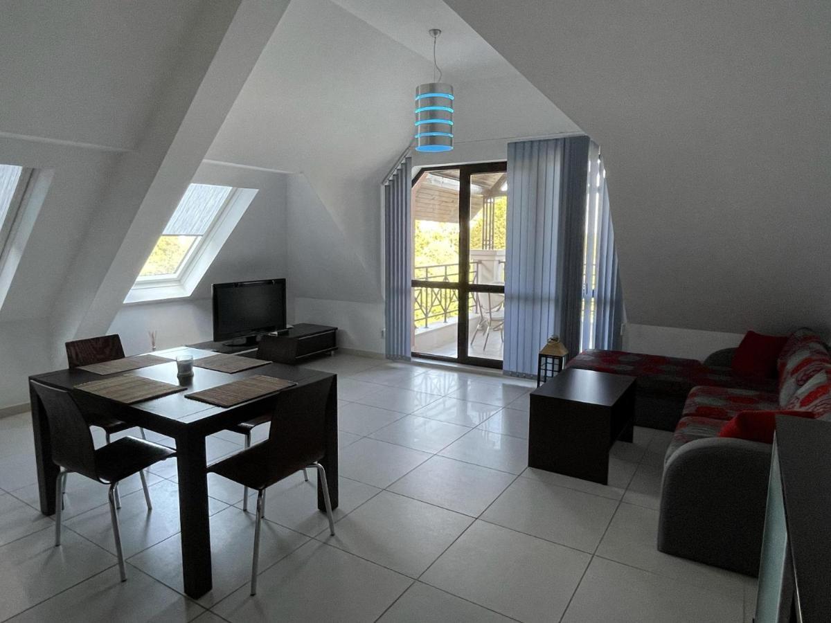 Stunning 2-Bed Apartment In Sea Resort Varna Saints Constantine and Helena Exterior photo
